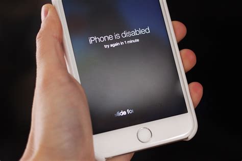 Can Apple lock a stolen phone?